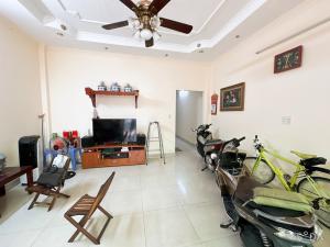 HẺM XE HƠI-DƯƠNG ĐÌNH HỘI, Q9M DT: 100M2, 2 TẦN, 3PN, 7,69 TỈ
